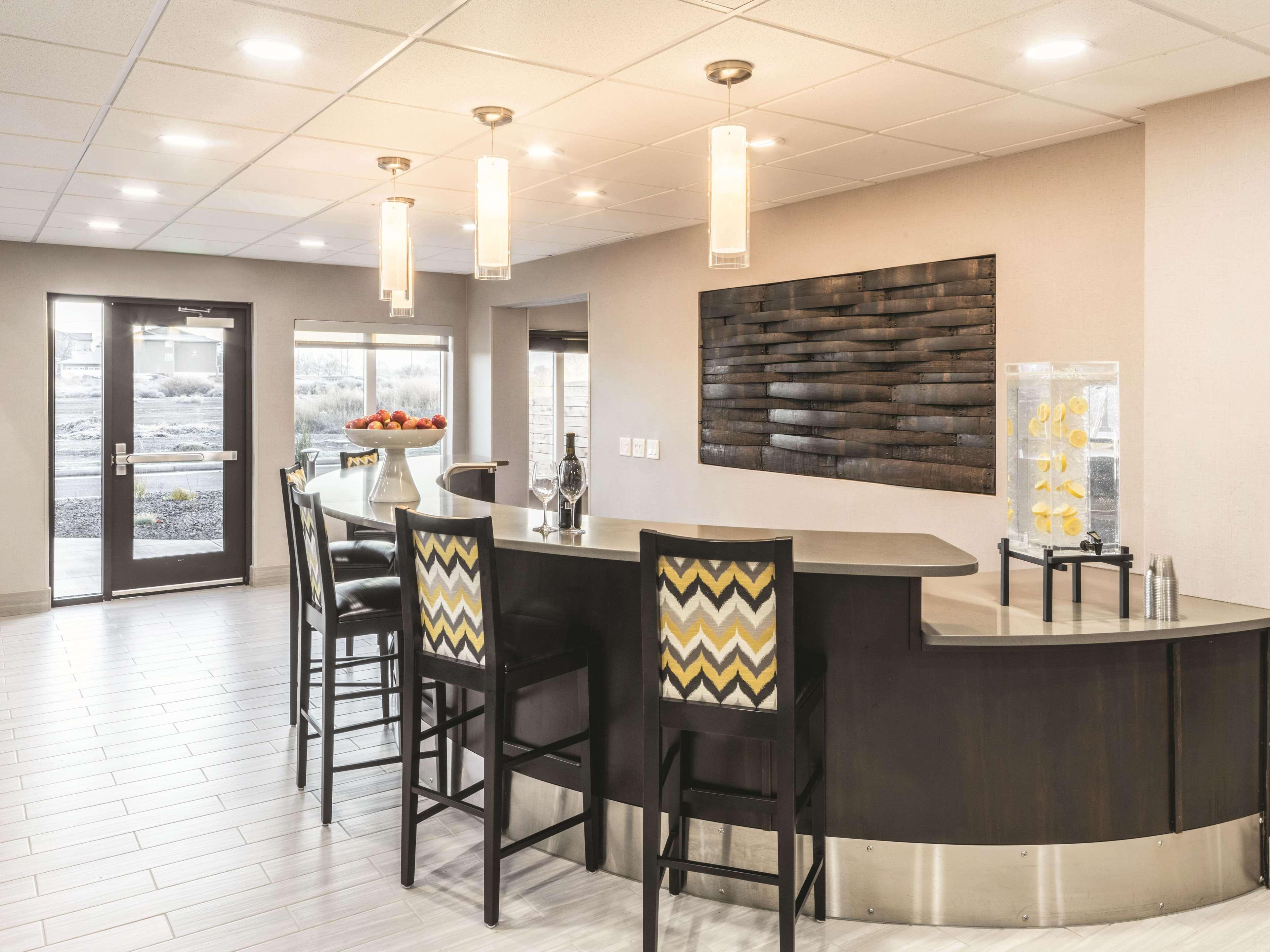 La Quinta Inn & Suites By Wyndham Walla Walla Bagian luar foto